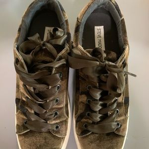 Steve Madden Platform Sneakers